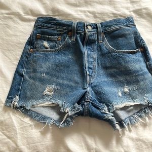 Levi denim 501 shorts, size 26